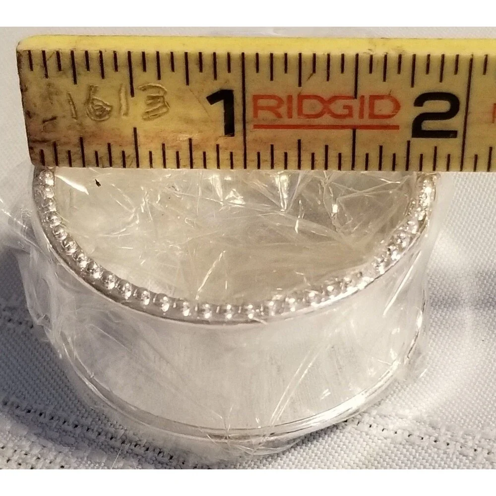 Set of 4 Silver‑Tone Beaded Napkin Rings – Classic & Elegant